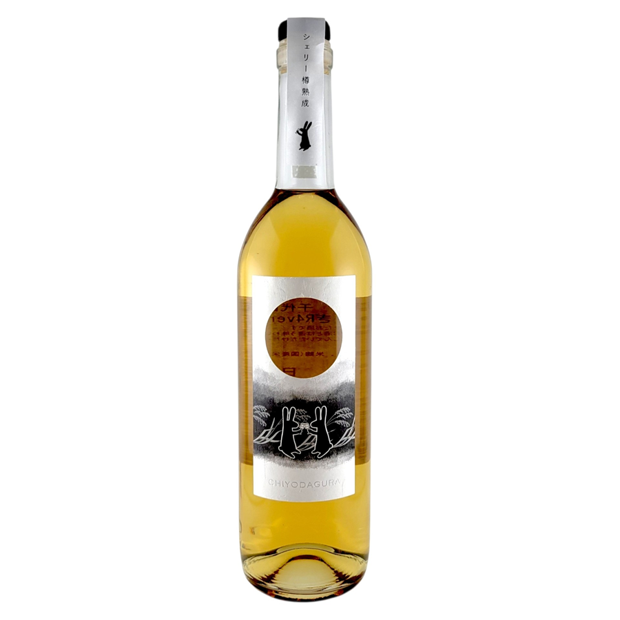 千代田蔵 白うさぎ 純米原酒 ｼｪﾘｰ樽熟成 720ml